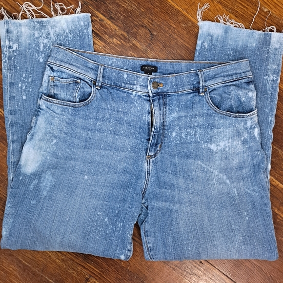 Ann Taylor Factory Mom jeans bleach distressed jeans - Picture 2 of 8